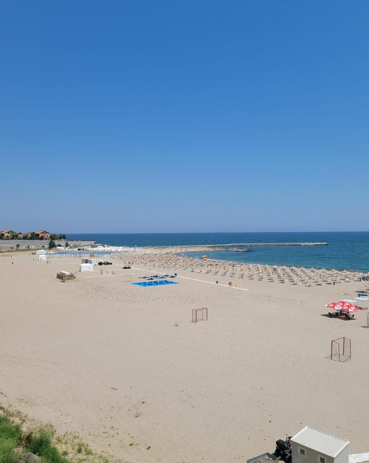 Faleza Nord Apartament De Lux Nou Pe Malul Marii Констанца Экстерьер фото